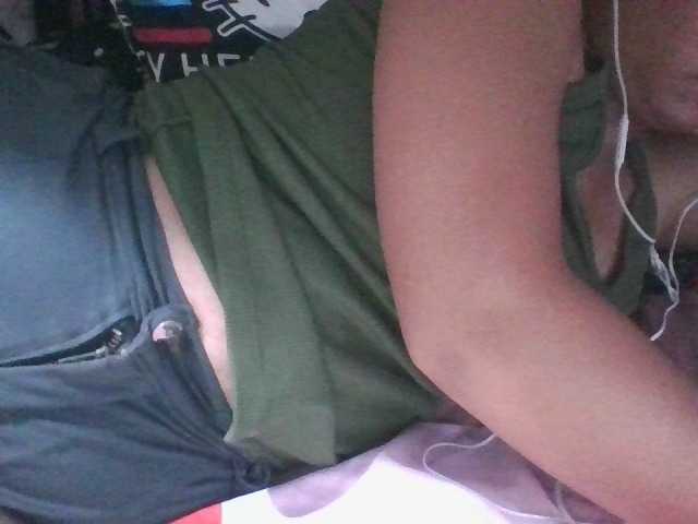 LUCKY17-1 live cam on BongaCams