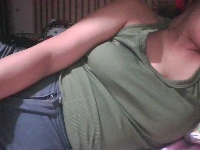 LUCKY17-1 live cam on BongaCams