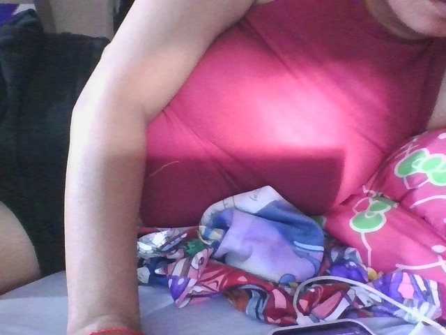 LUCKY17-1 live cam on BongaCams
