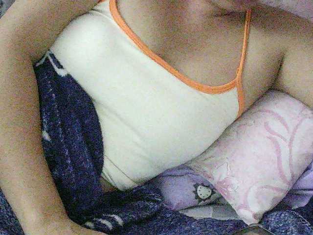 LUCKY17-1 live cam on BongaCams