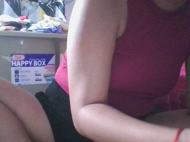 LUCKY17-1 live cam on BongaCams