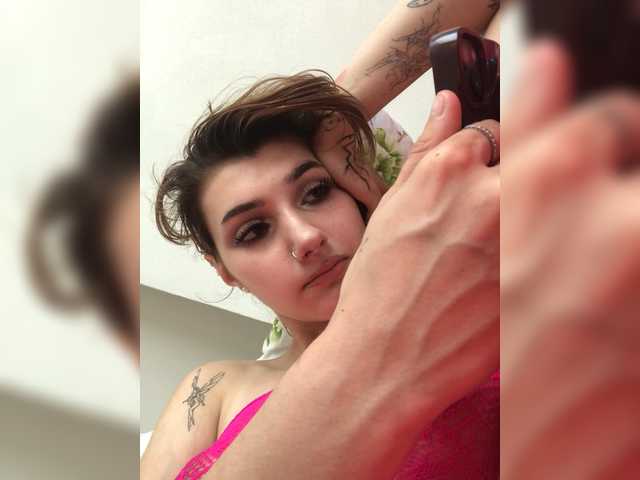 Ksyusha12 live cam on BongaCams
