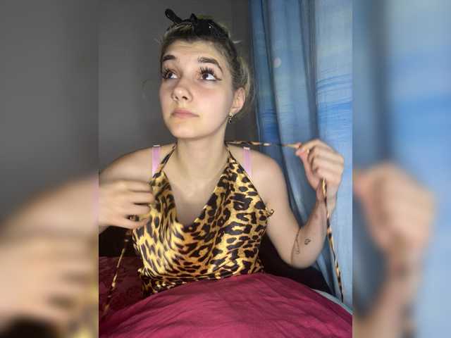 Ksyusha12 live cam on BongaCams