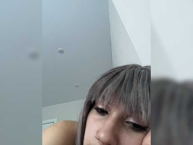 Ksyusha12 live cam on BongaCams