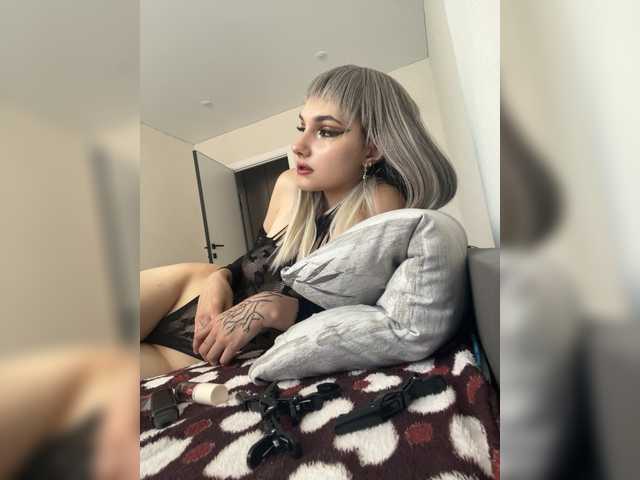 Ksyusha12 live cam on BongaCams