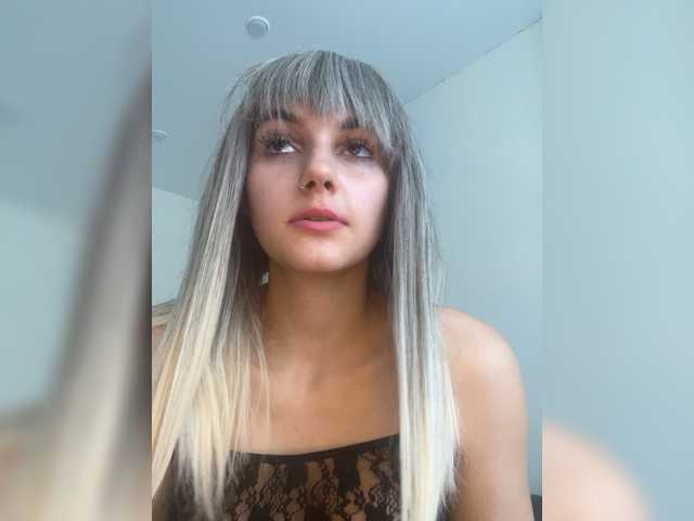Ksyusha12 live cam on BongaCams