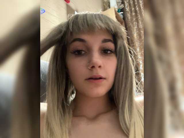 Ksyusha12 live cam on BongaCams