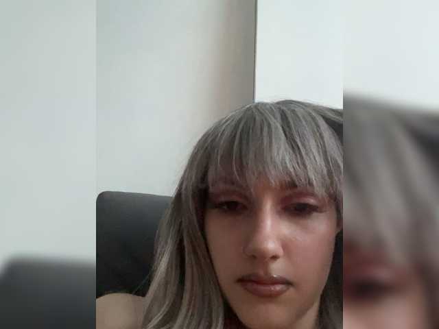 Ksyusha12 live cam on BongaCams