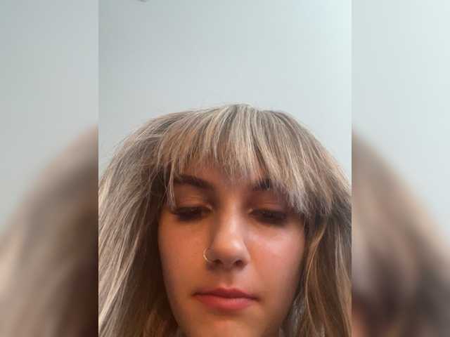 Ksyusha12 live cam on BongaCams