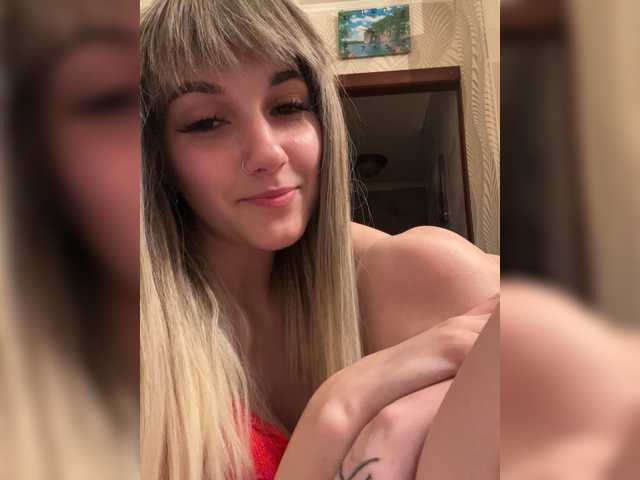 Ksyusha12 live cam on BongaCams