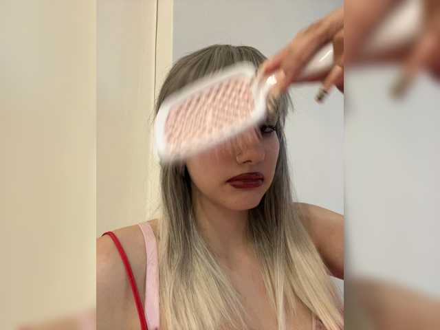 Ksyusha12 live cam on BongaCams