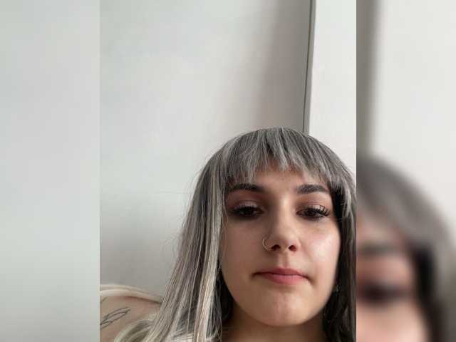 Ksyusha12 live cam on BongaCams