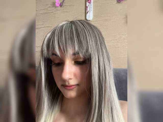 Ksyusha12 live cam on BongaCams