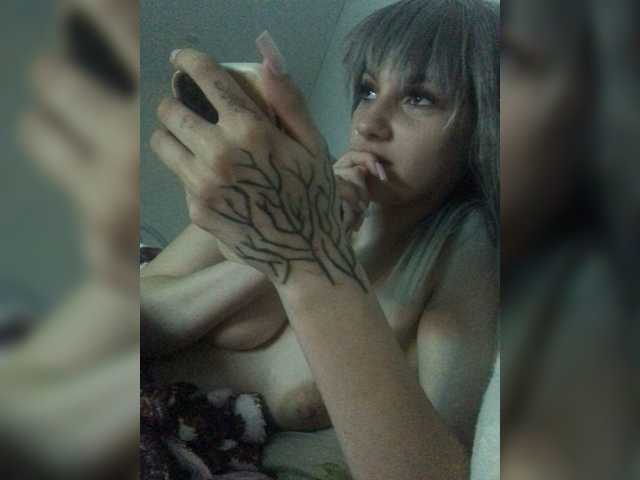 Ksyusha12 live webcam show