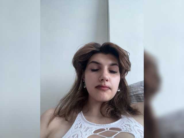 Ksyusha12 live cam on BongaCams