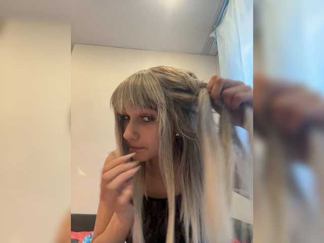 Ksyusha12 live cam on BongaCams