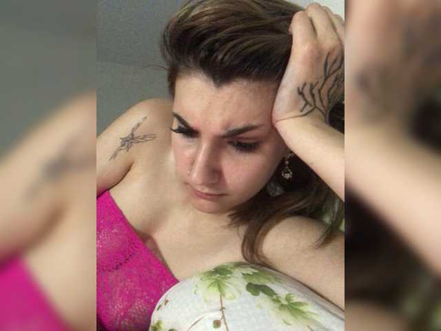 Ksyusha12 live cam on BongaCams