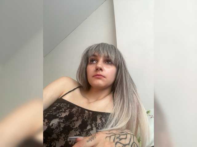 Ksyusha12 live cam on BongaCams