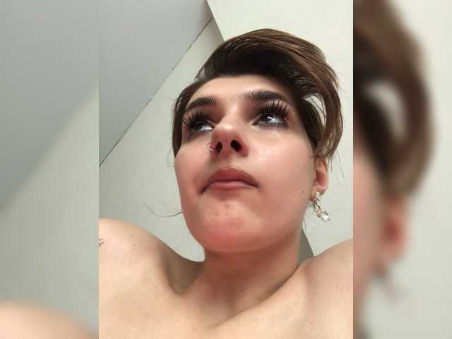 Ksyusha12 live cam on BongaCams
