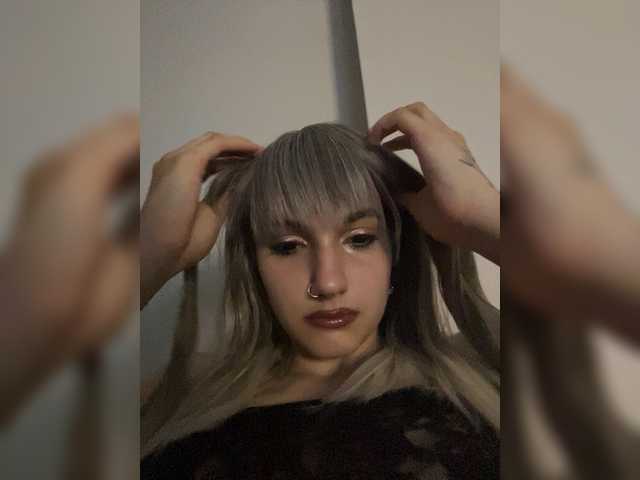 Ksyusha12 live cam on BongaCams
