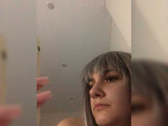 Ksyusha12 live cam on BongaCams