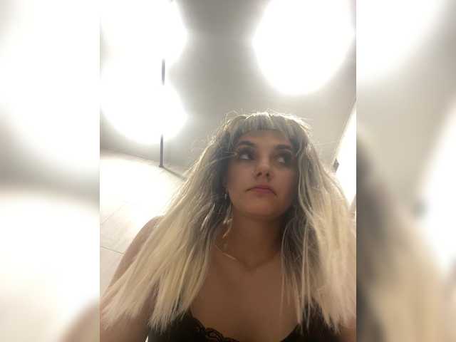 Ksyusha12 live cam on BongaCams
