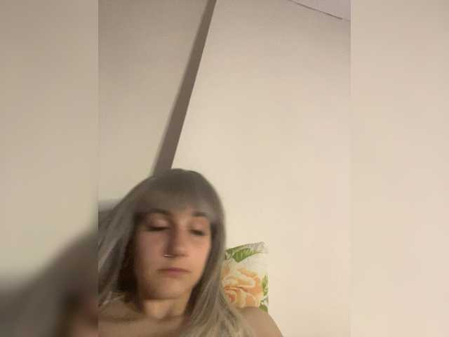 Ksyusha12 live cam on BongaCams