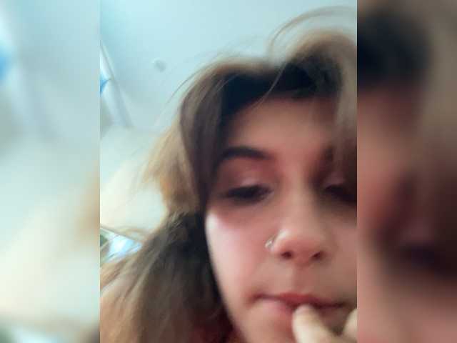 Ksyusha12 live cam on BongaCams