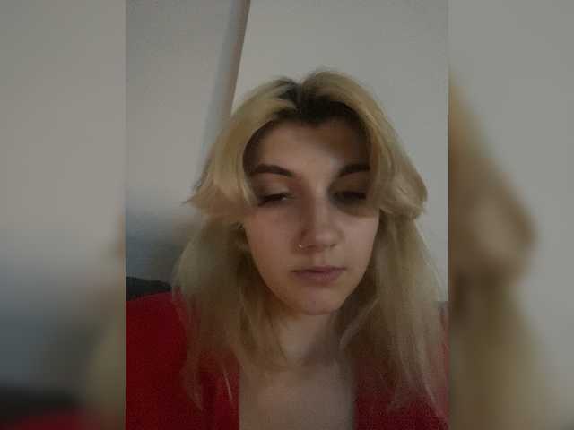 Ksyusha12 live cam on BongaCams