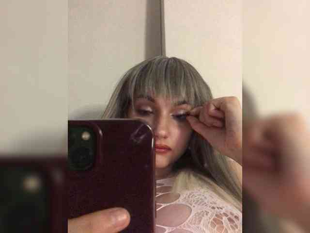 Ksyusha12 Live Webcam on BongaCams