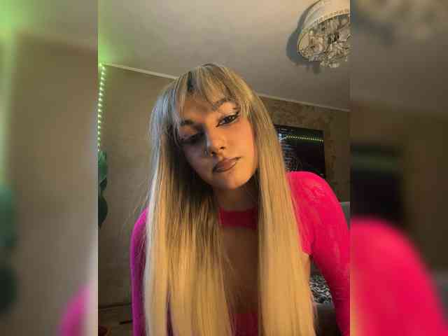 Ksyusha12 webcam