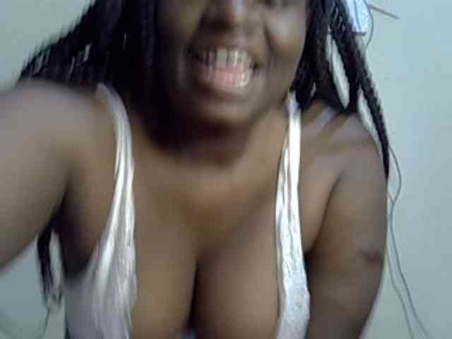 Roxynoir1 webcam