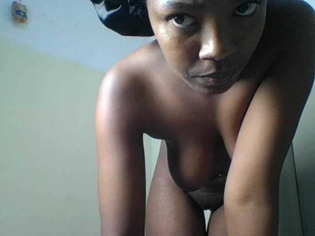 Bads-girl45 live cam preview