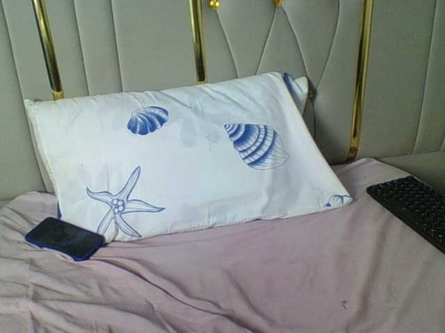 Bads-girl45 live cam on BongaCams