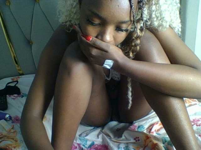 Bads-girl45 live cam on BongaCams