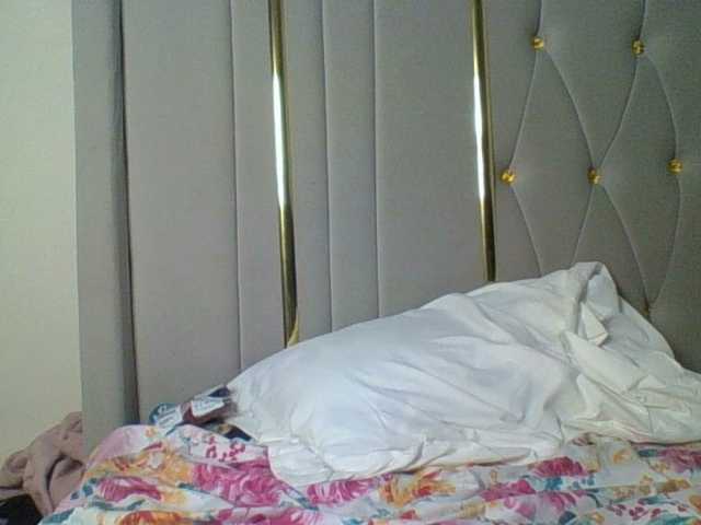 Bads-girl45 live cam on BongaCams