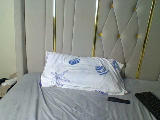 Bads-girl45 live cam on BongaCams