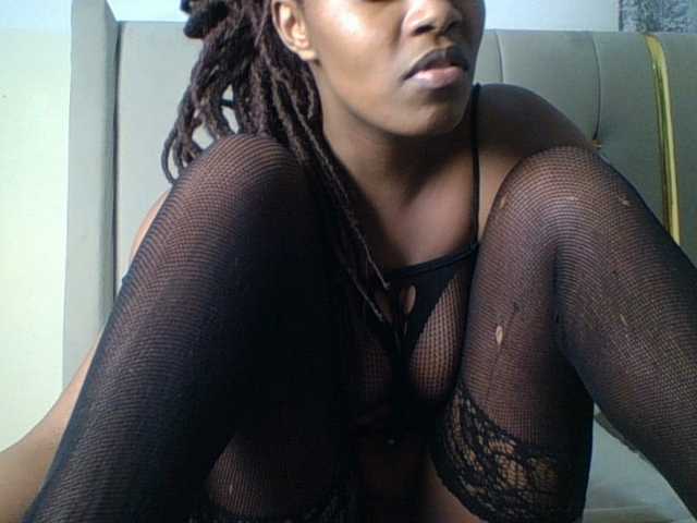 Bads-girl45, en directo ahora en BongaCams