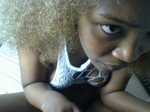 Bads-girl45 live cam on BongaCams