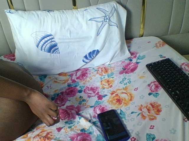 Bads-girl45 live cam on BongaCams