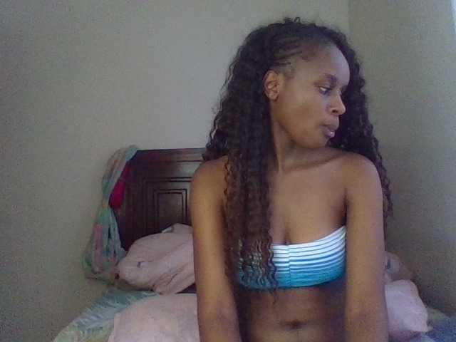 Maricruz2026 live cam on BongaCams