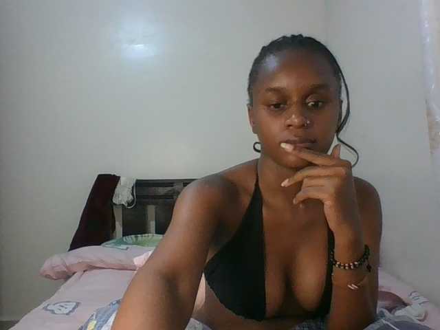 Maricruz2026 live cam on BongaCams