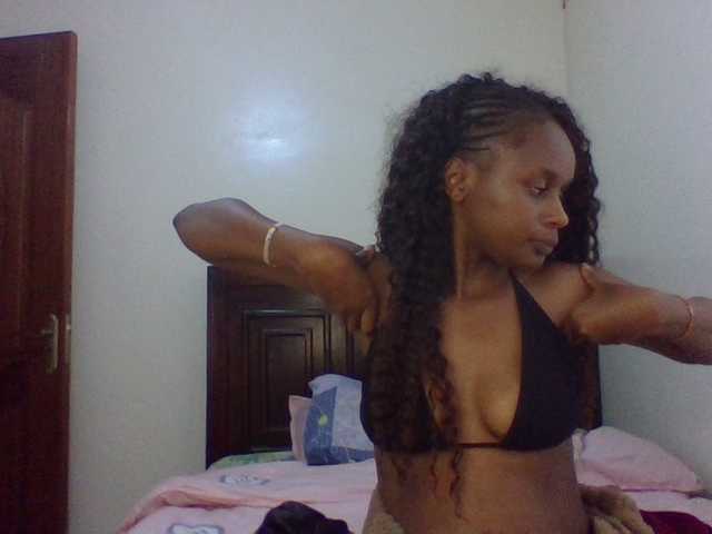 Maricruz2026 live cam on BongaCams