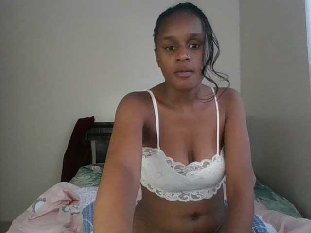Maricruz2026 live cam on BongaCams