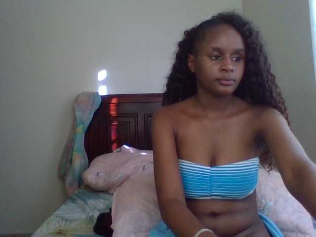 Maricruz2026 live cam on BongaCams