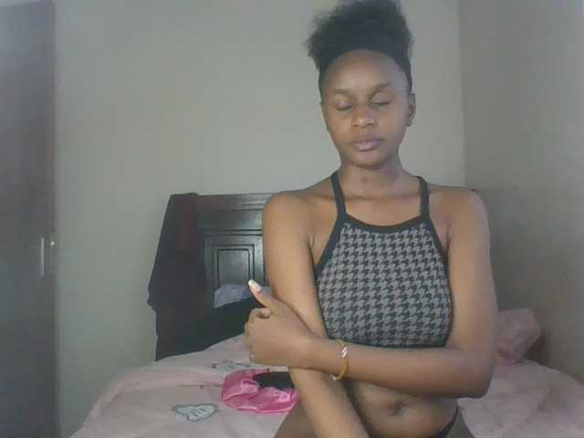 Maricruz2026 live cam on BongaCams