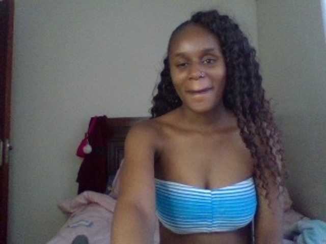 Maricruz2026 live cam on BongaCams