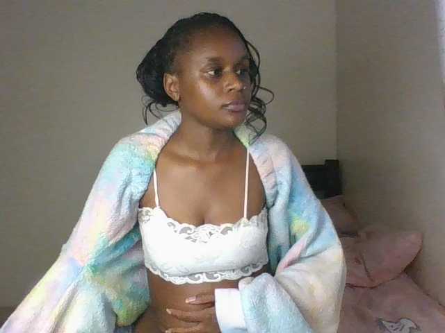 Maricruz2026 live cam on BongaCams