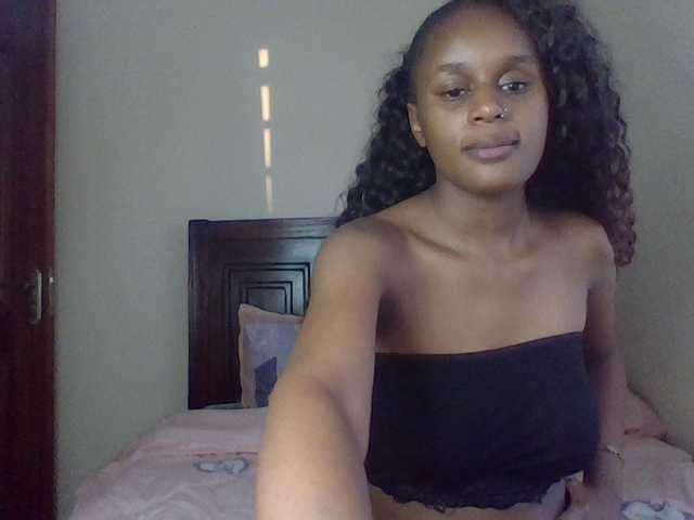 Maricruz2026 live cam on BongaCams