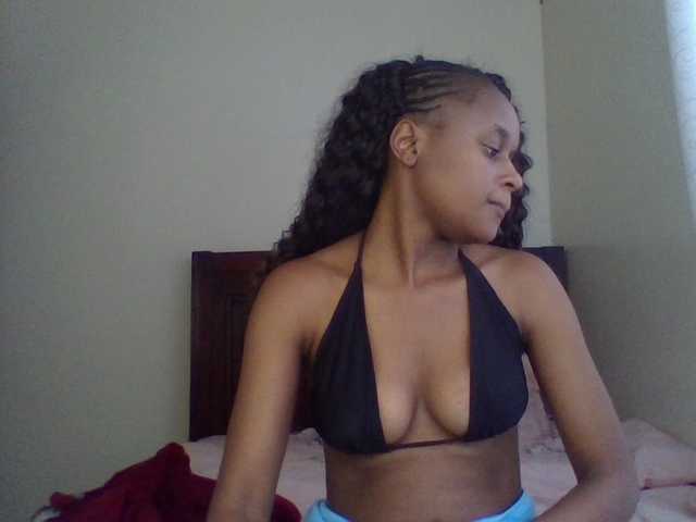 Maricruz2026 live cam on BongaCams